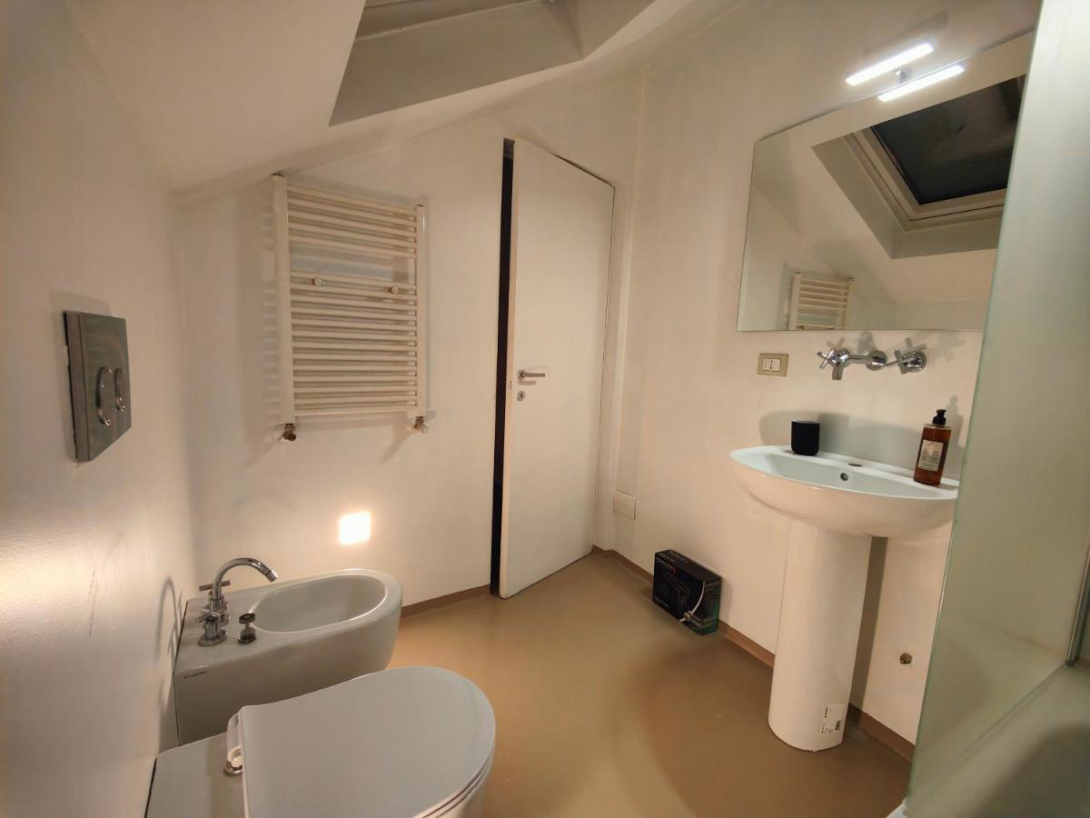 Crocetta - Design Apartment With Terrace Милано Екстериор снимка